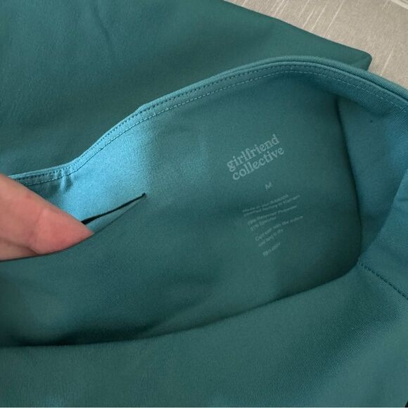 Girlfriend Collective Compressive High Rise Capri/Crop Legging Teal M - Picture 5 of 5